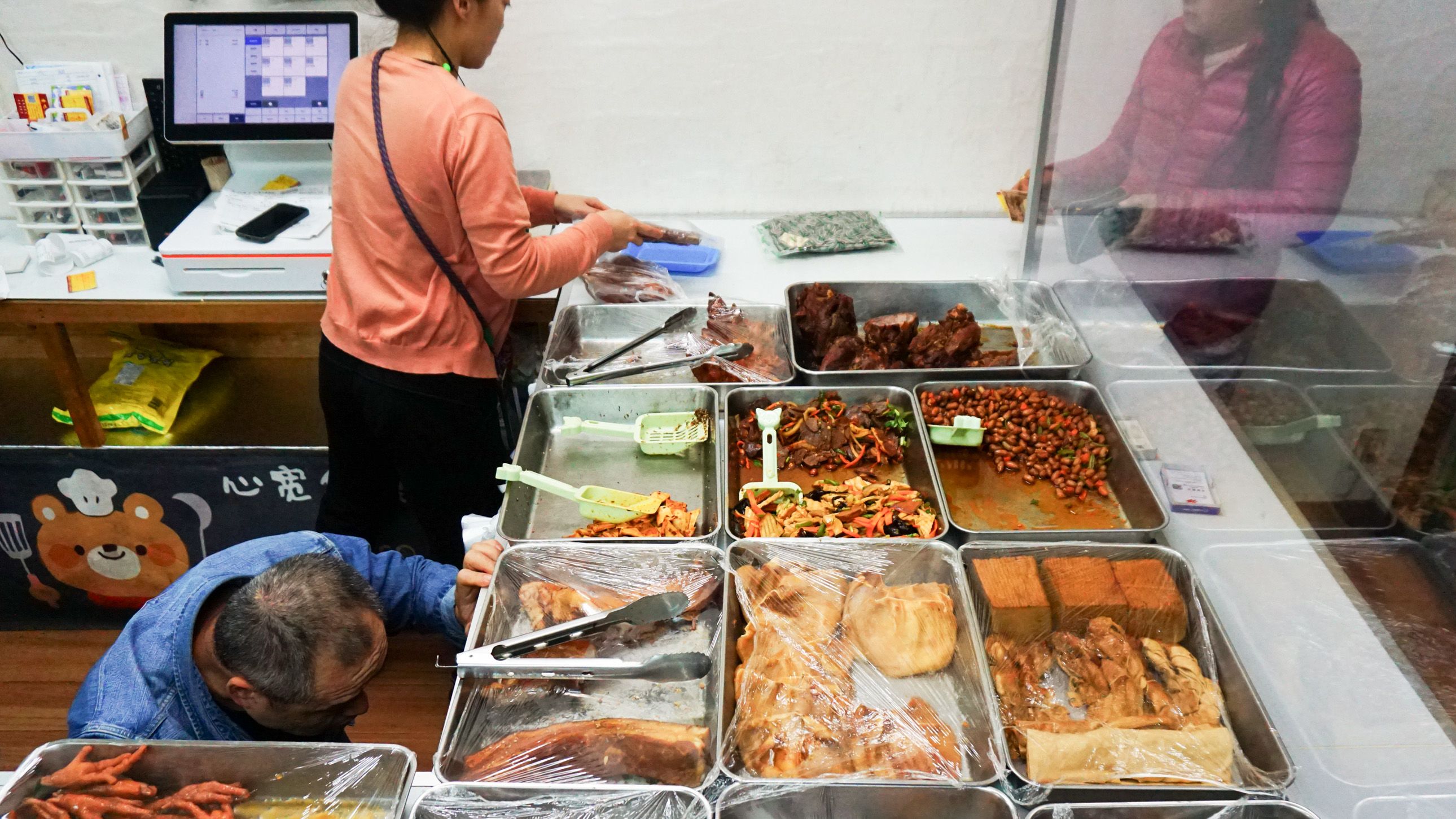"About 80% of our customers are Chinese," said the owner of a shop that sells pre-made Chinese food in Mihama ward in the city of Chiba, just east of Tokyo.